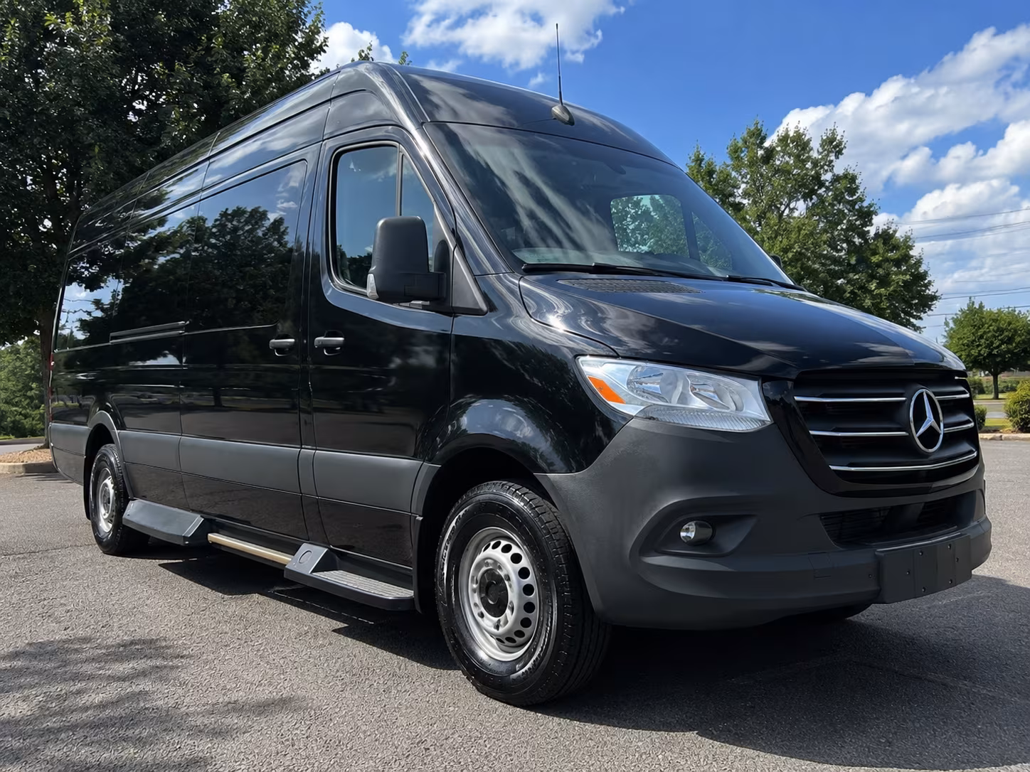 book a bus for your next corporate event 2