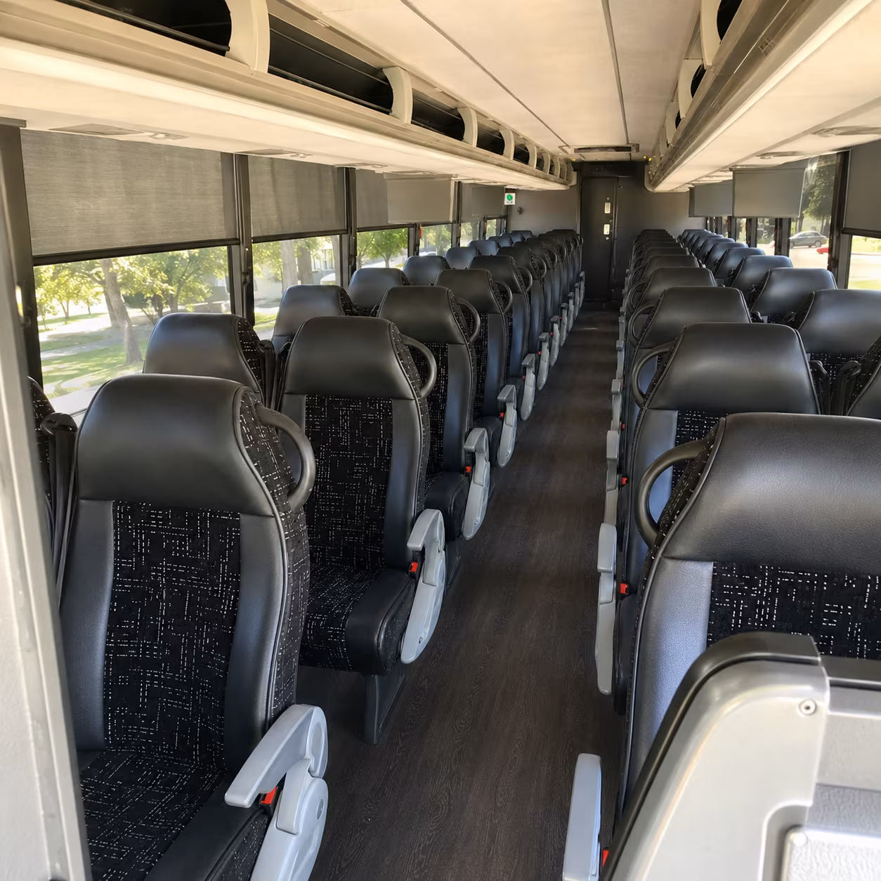 charter buses for corporate wine tour outings around surry county
