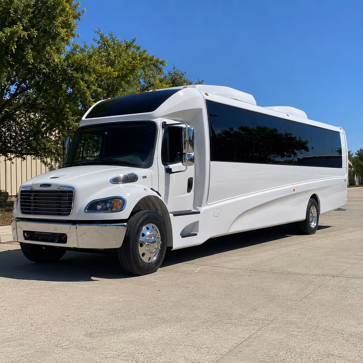 greensboro 30 passenger minibus